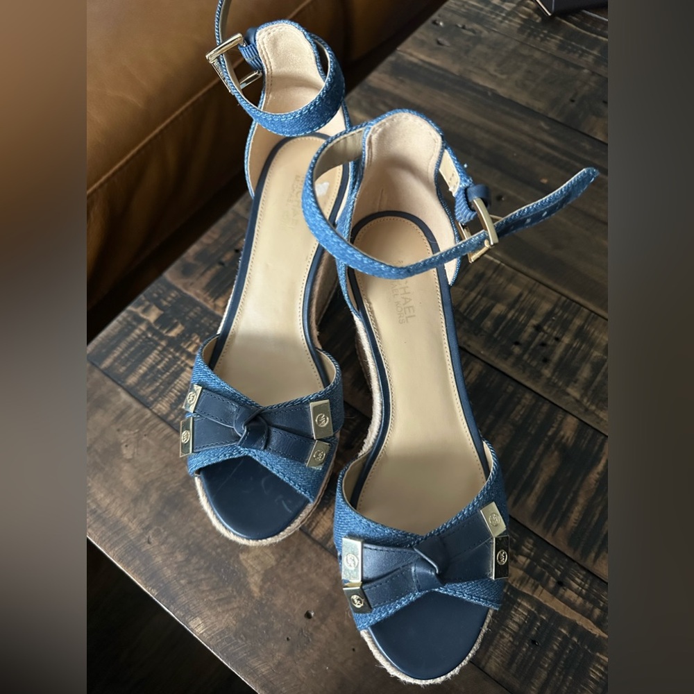 New! Michael Kors denim espadrilles